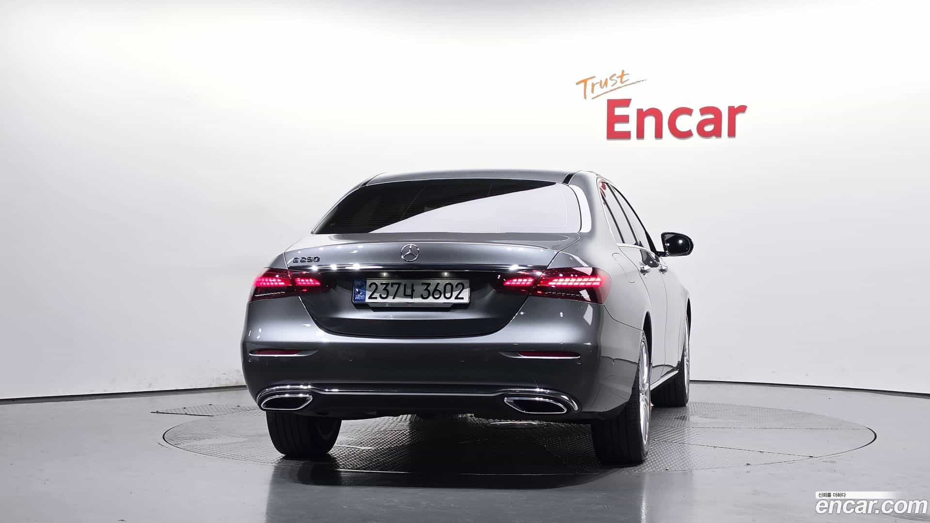 E-Class Mercedes-Benz 2021.7-OUTER-004