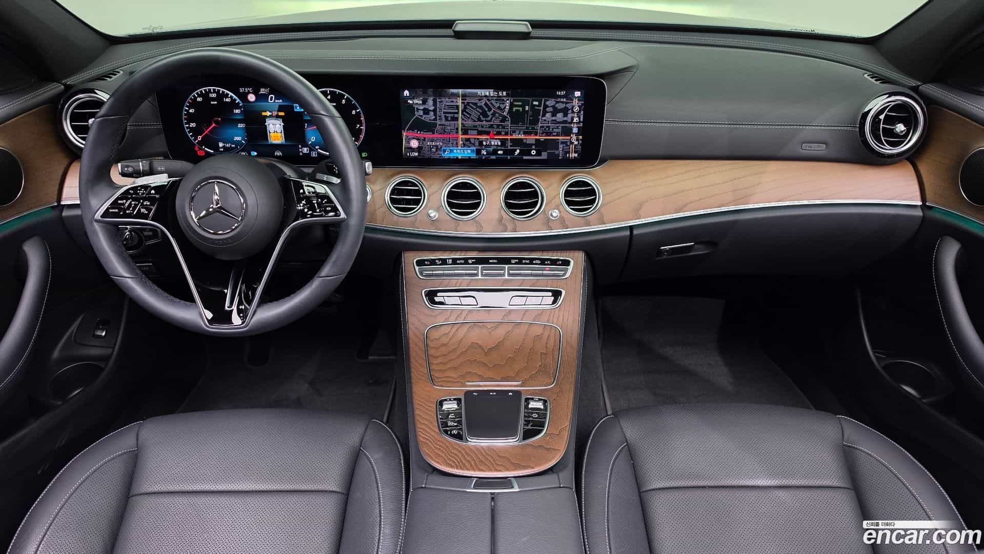 E-Class Mercedes-Benz 2021.7-INNER-007