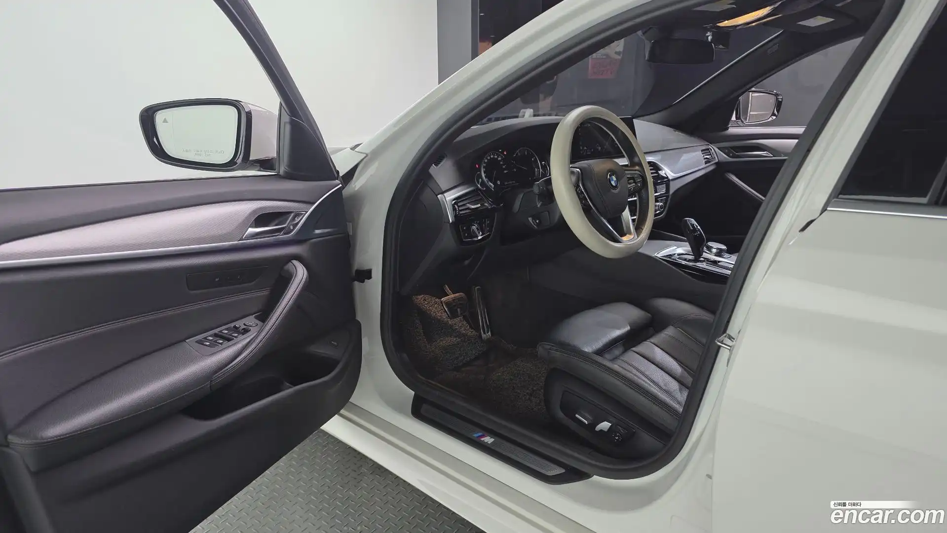 5-Series BMW 2017.11-INNER-010