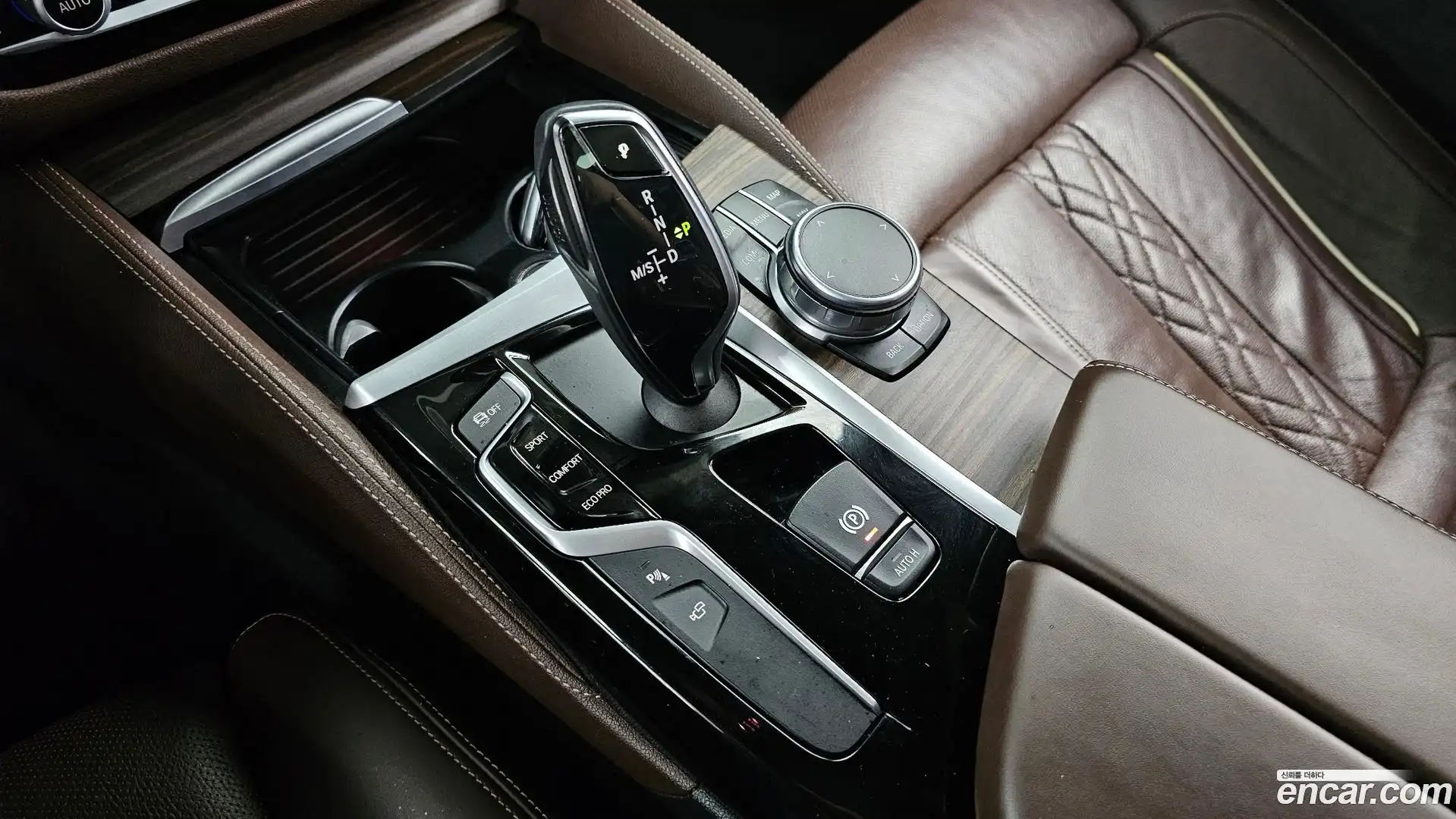 5-Series BMW 2017.7-INNER-009