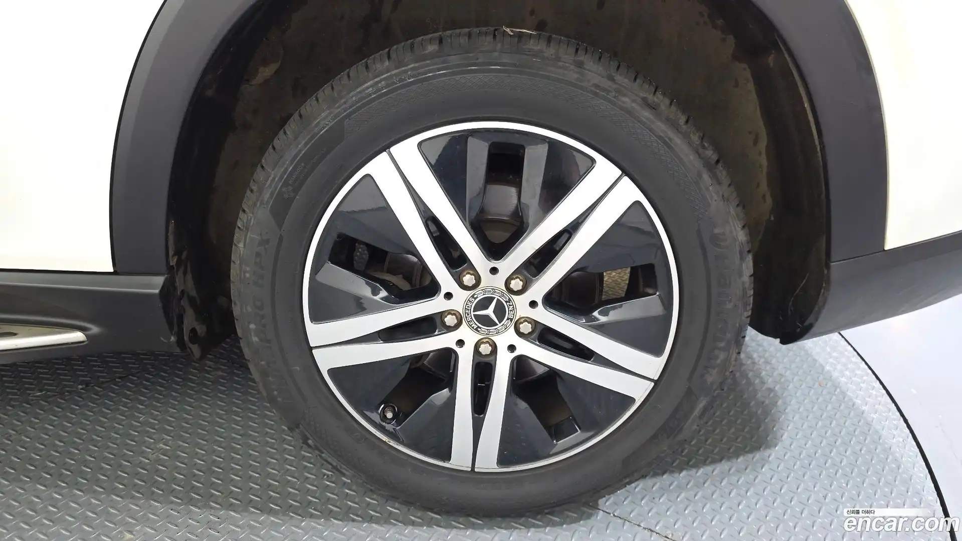 GLE-Class Mercedes-Benz 2019.9-OUTER-031