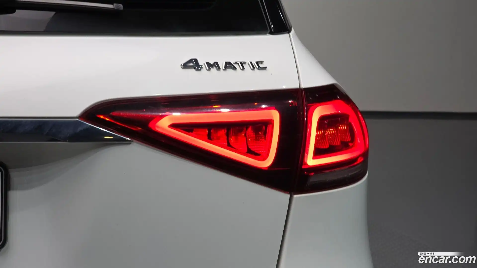 GLE-Class Mercedes-Benz 2019.9-OUTER-033