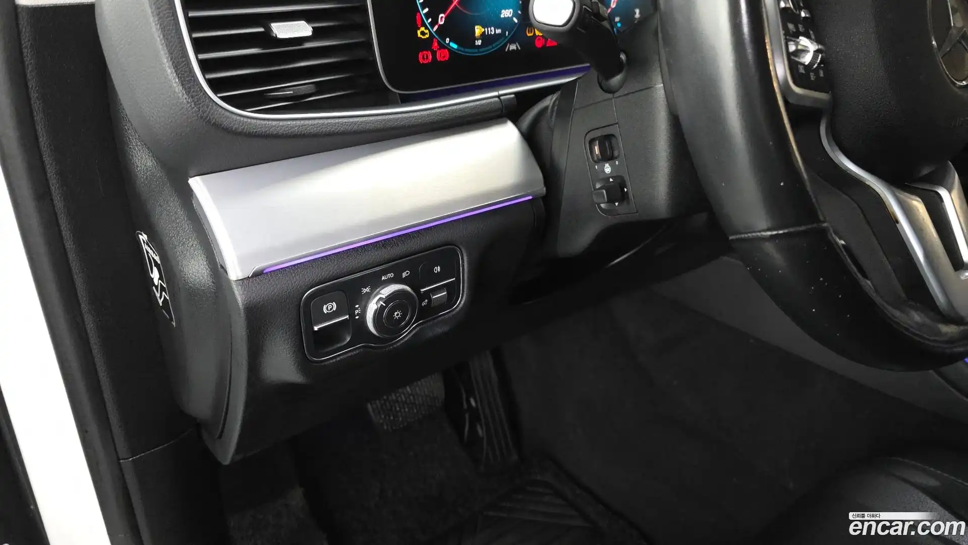 GLE-Class Mercedes-Benz 2019.9-OPTION-040