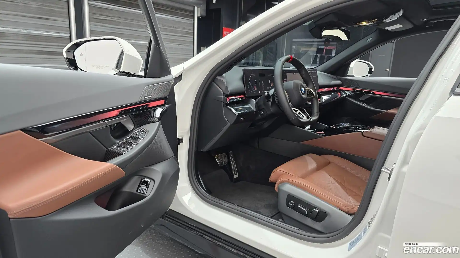 5-Series BMW 2023.11-INNER-010