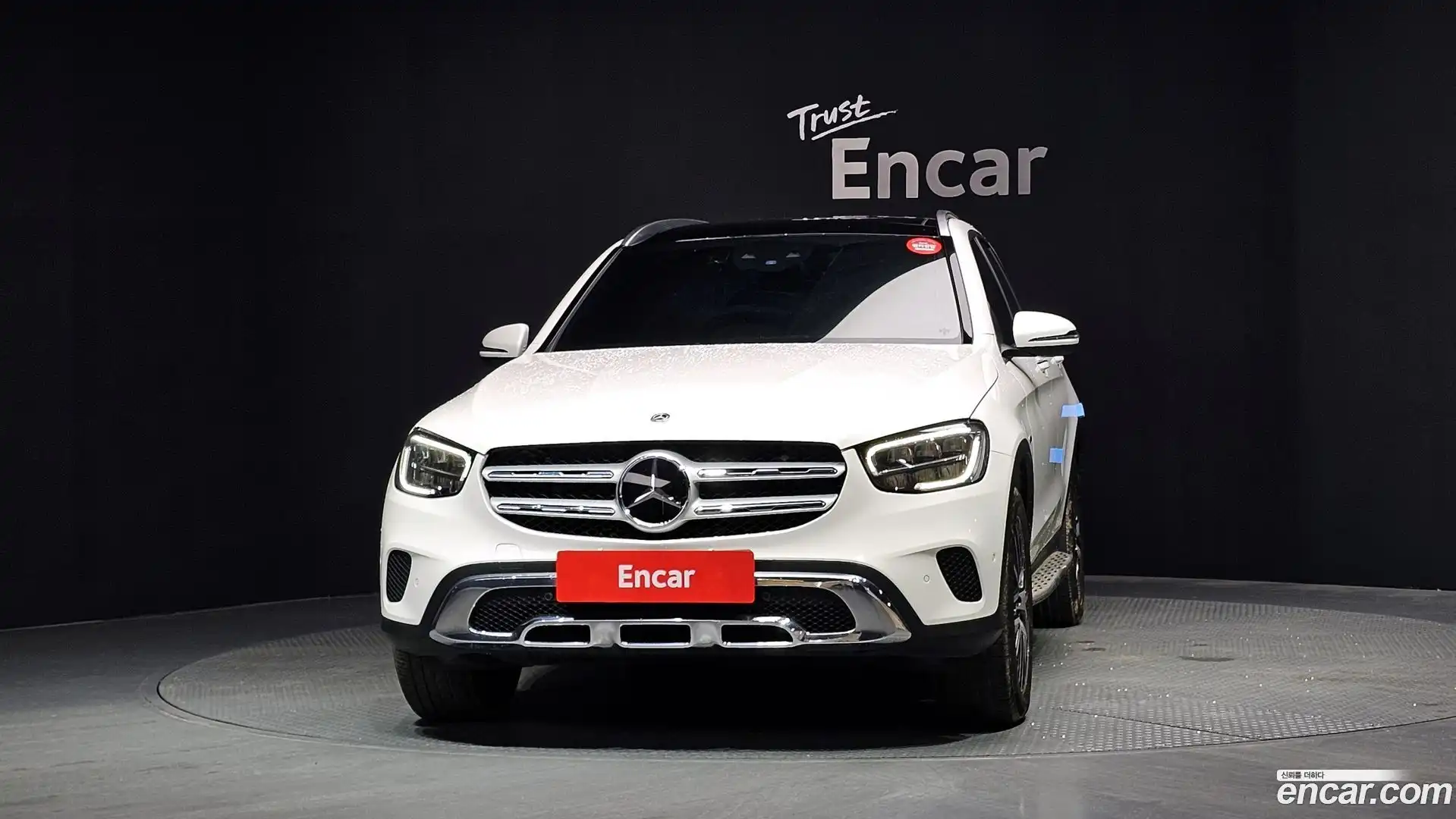 GLC-Class Mercedes-Benz 2021.8-OUTER-003