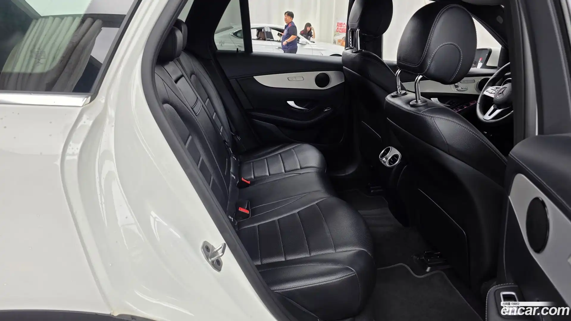 GLC-Class Mercedes-Benz 2021.8-OPTION-016