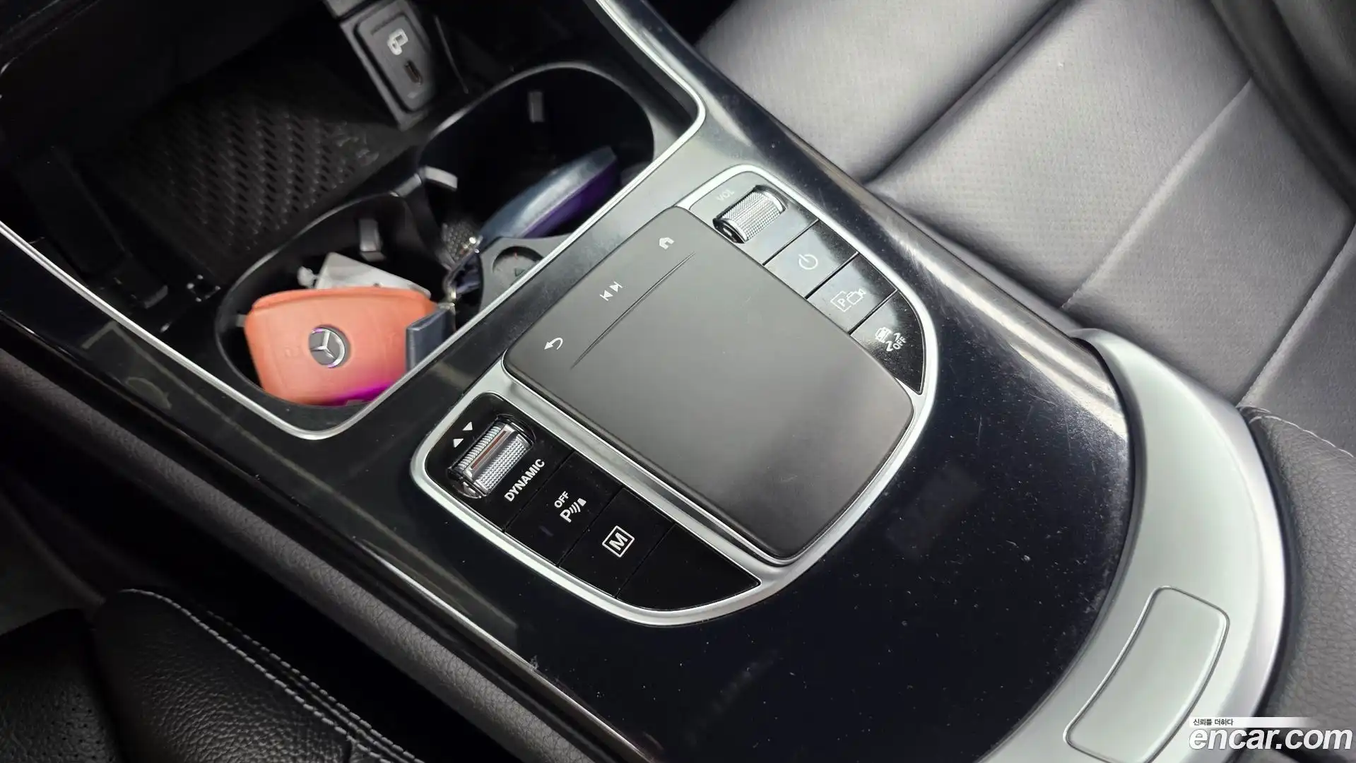 GLC-Class Mercedes-Benz 2021.8-OPTION-040