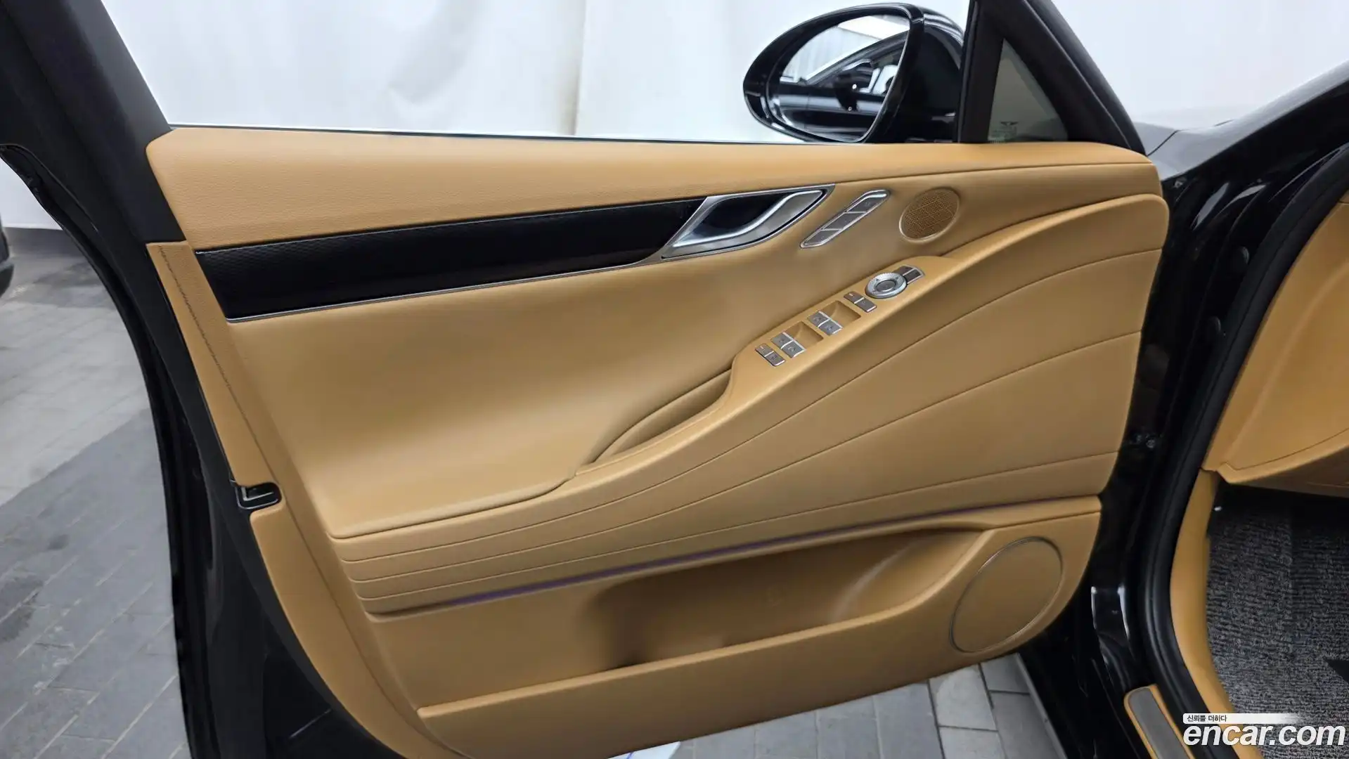 G80 Genesis 2025.2-INNER-034
