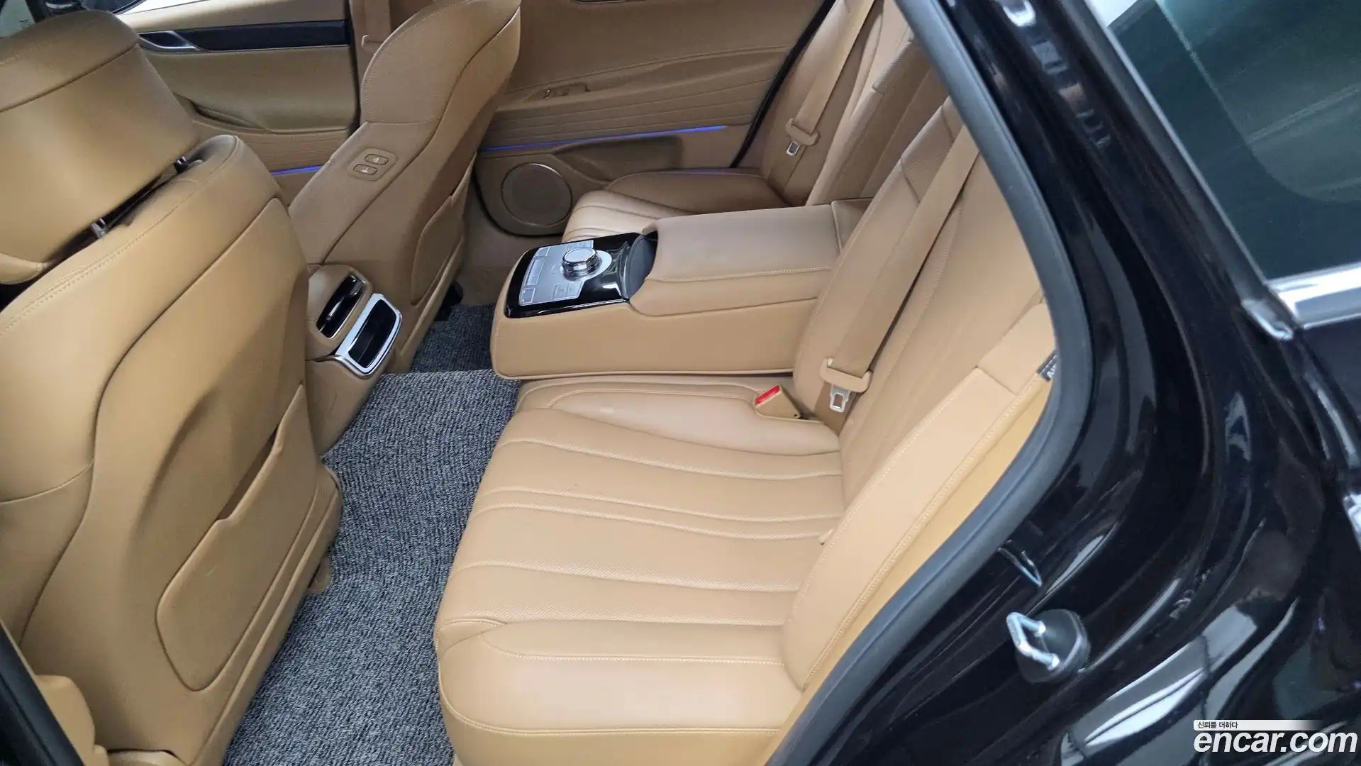 G80 Genesis 2025.2-INNER-036