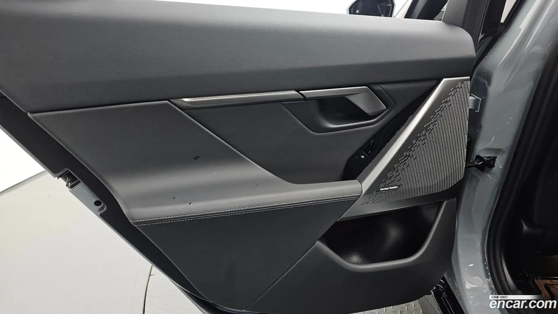 5-Series BMW 2025.11-INNER-035