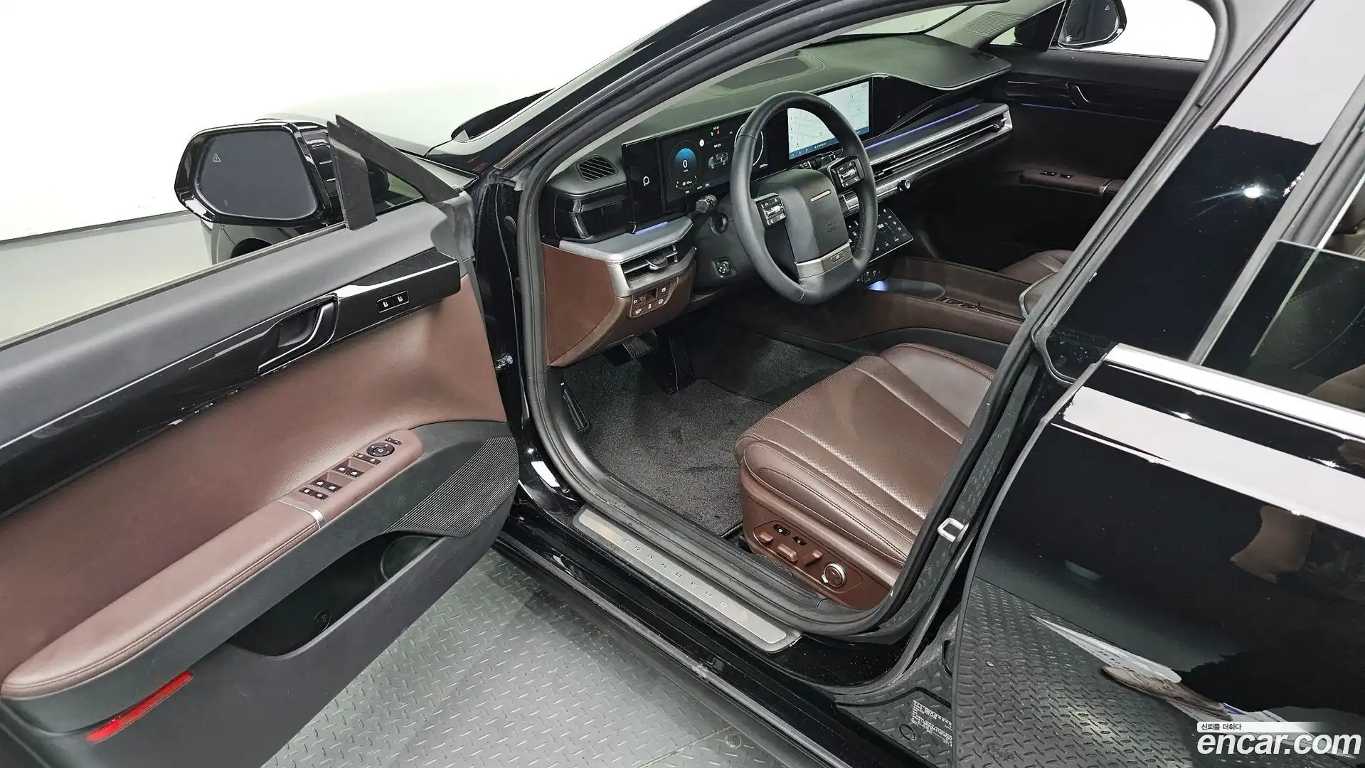 Grandeur Hyundai 2023.3-INNER-010