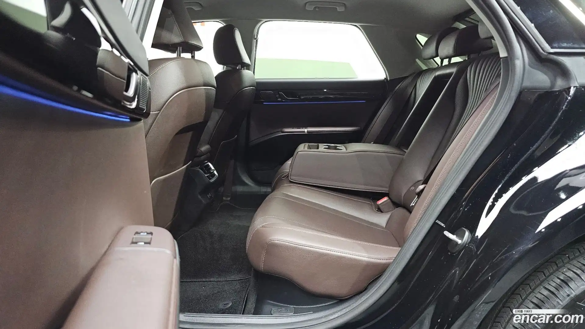 Grandeur Hyundai 2023.3-OPTION-015