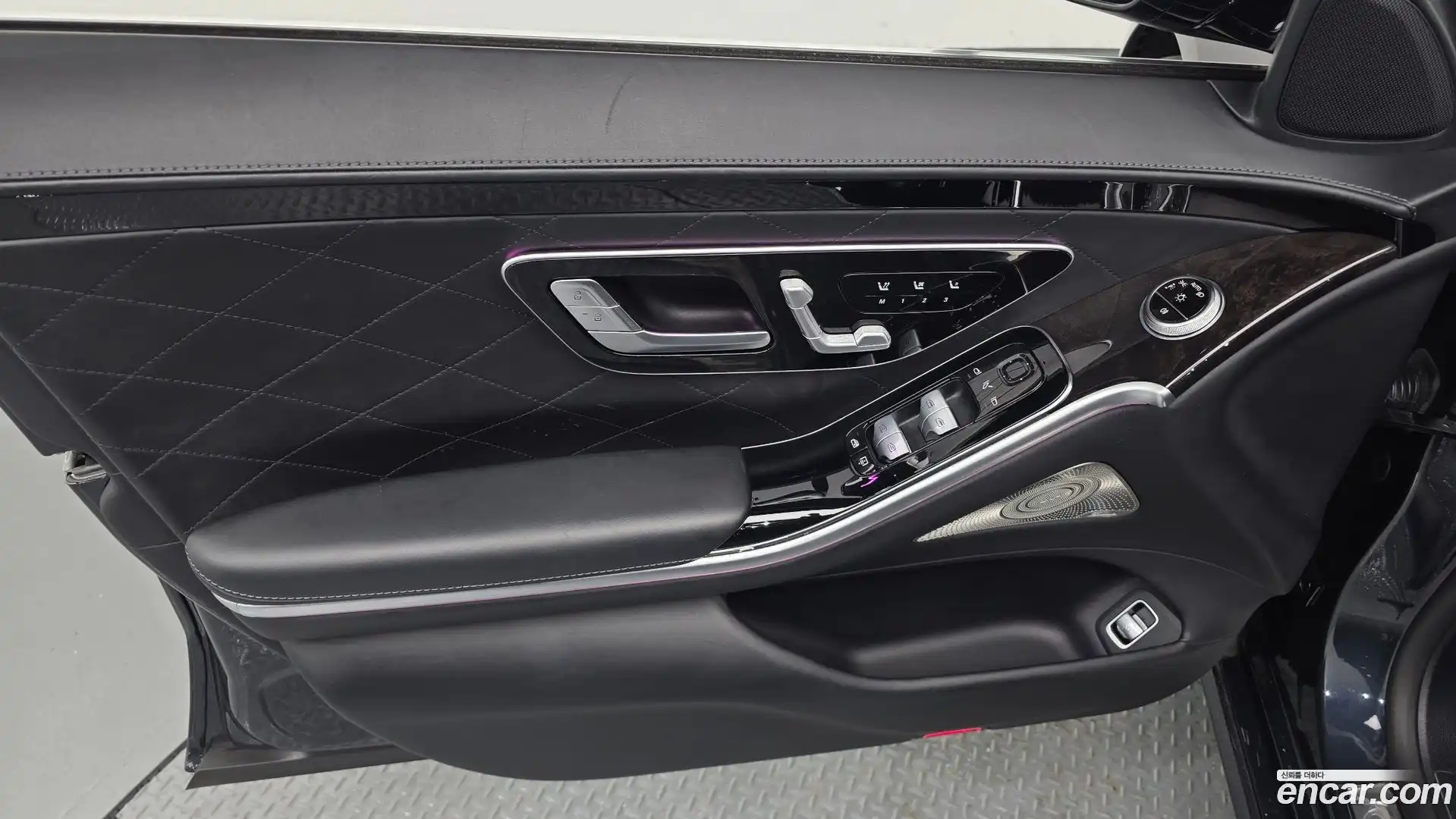 S-Class Mercedes-Benz 2021.7-INNER-034