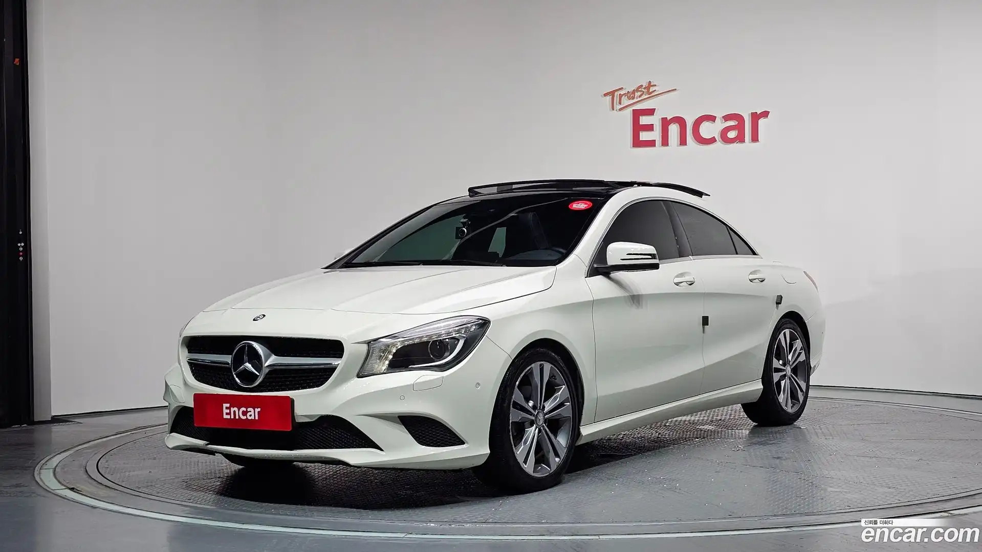 CLA-Class Mercedes-Benz 2016.6-OUTER-001