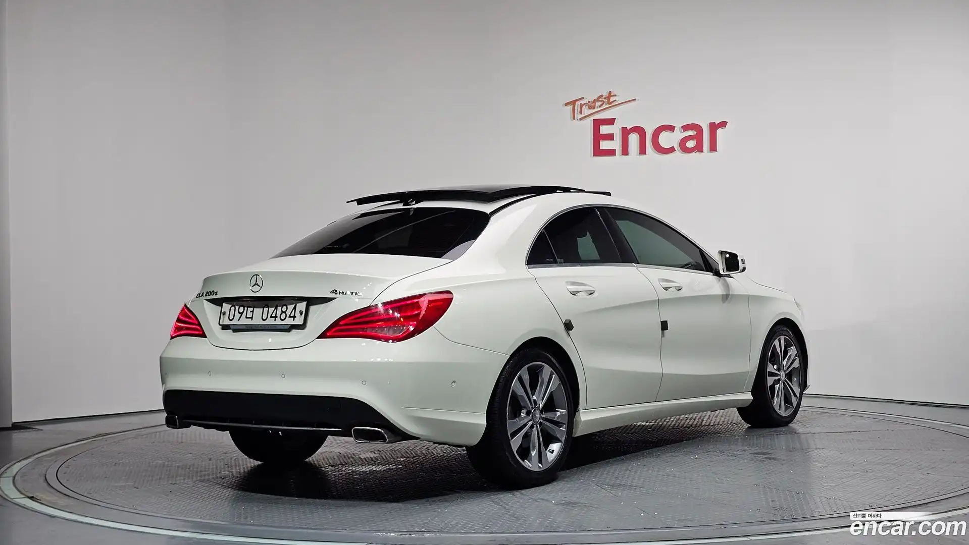 CLA-Class Mercedes-Benz 2016.6-OUTER-002