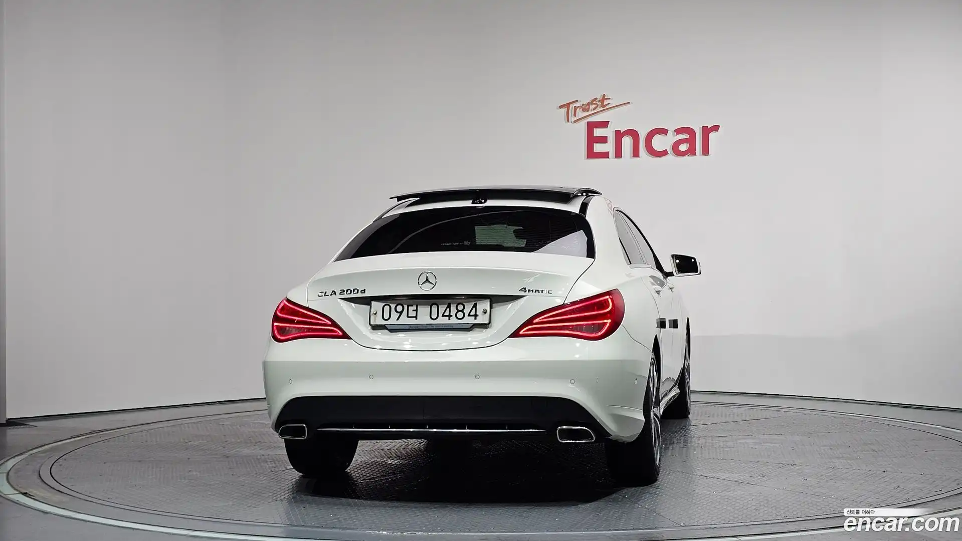 CLA-Class Mercedes-Benz 2016.6-OUTER-004