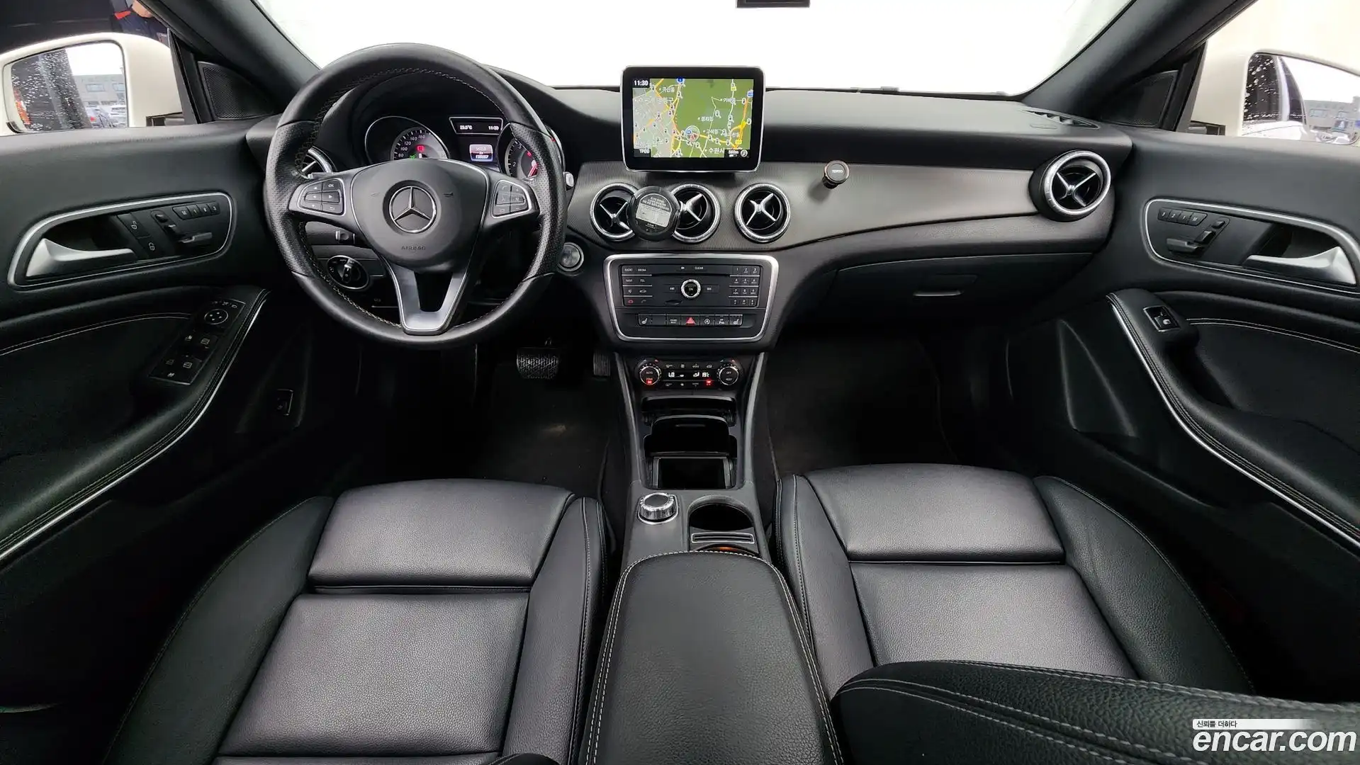 CLA-Class Mercedes-Benz 2016.6-INNER-007