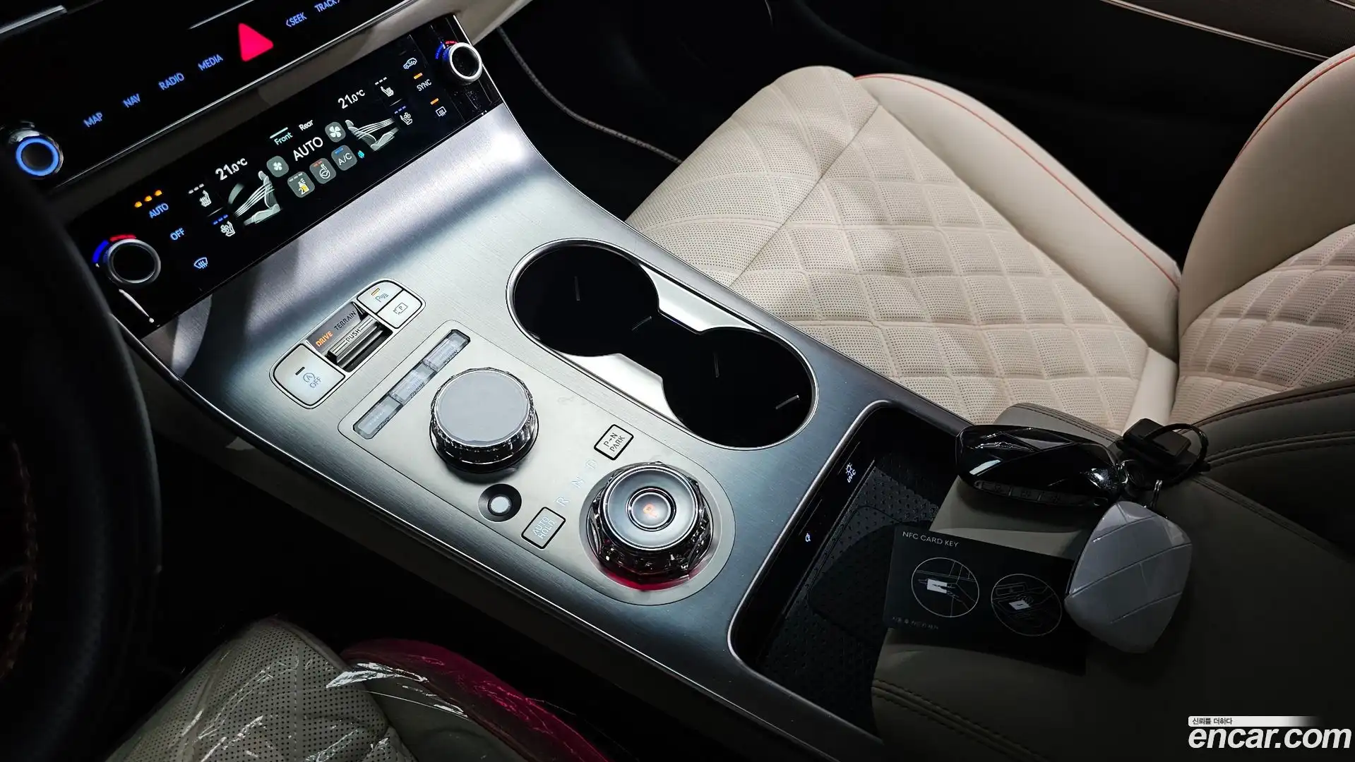 GV70 Genesis 2025.6-INNER-009