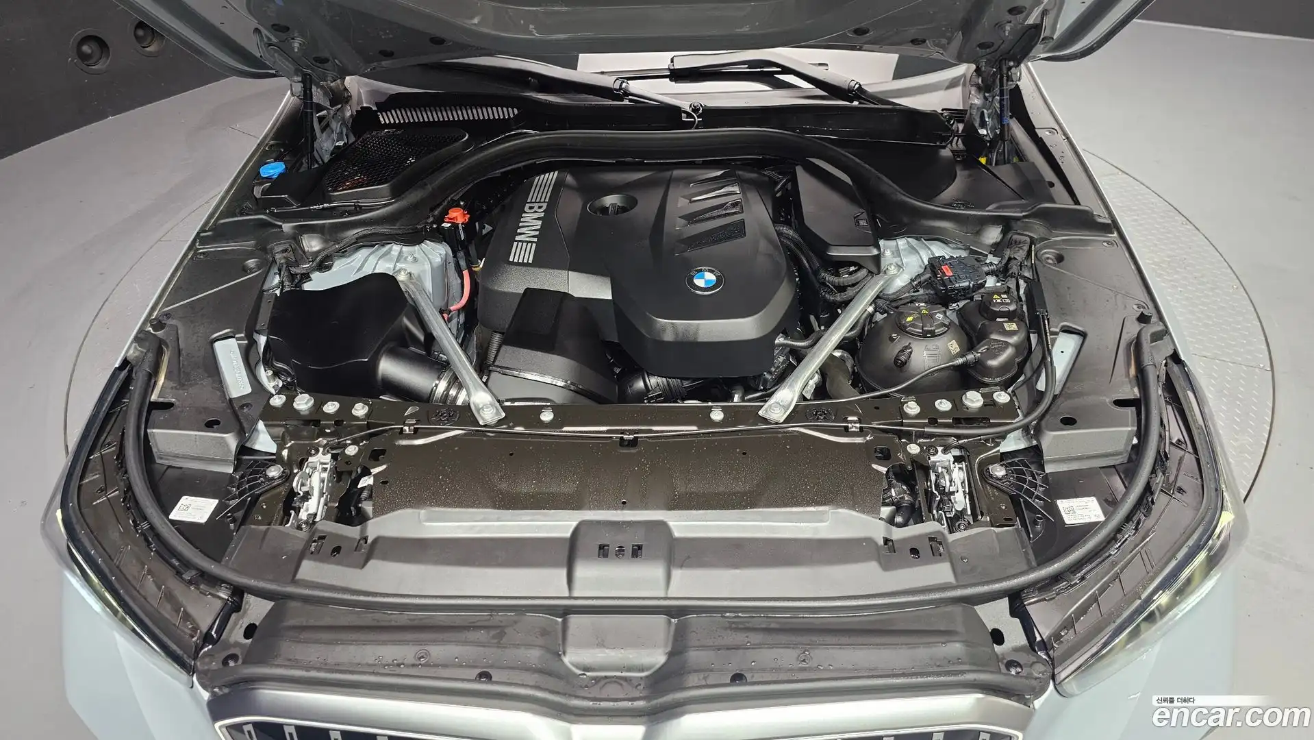 5-Series BMW 2025.9-OUTER-006