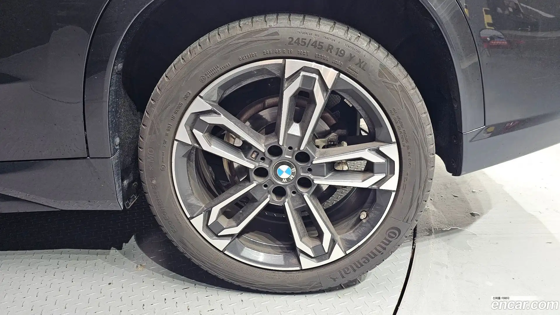 X1 BMW 2023.11-OUTER-031