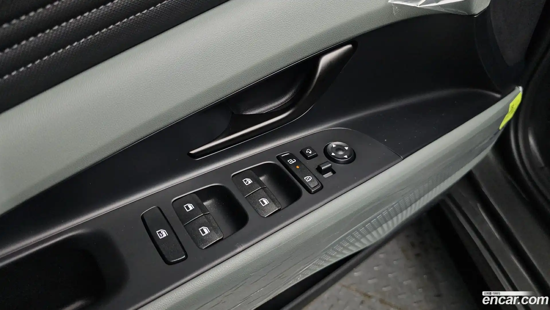 AVANTE Hyundai 2025.10-OPTION-020