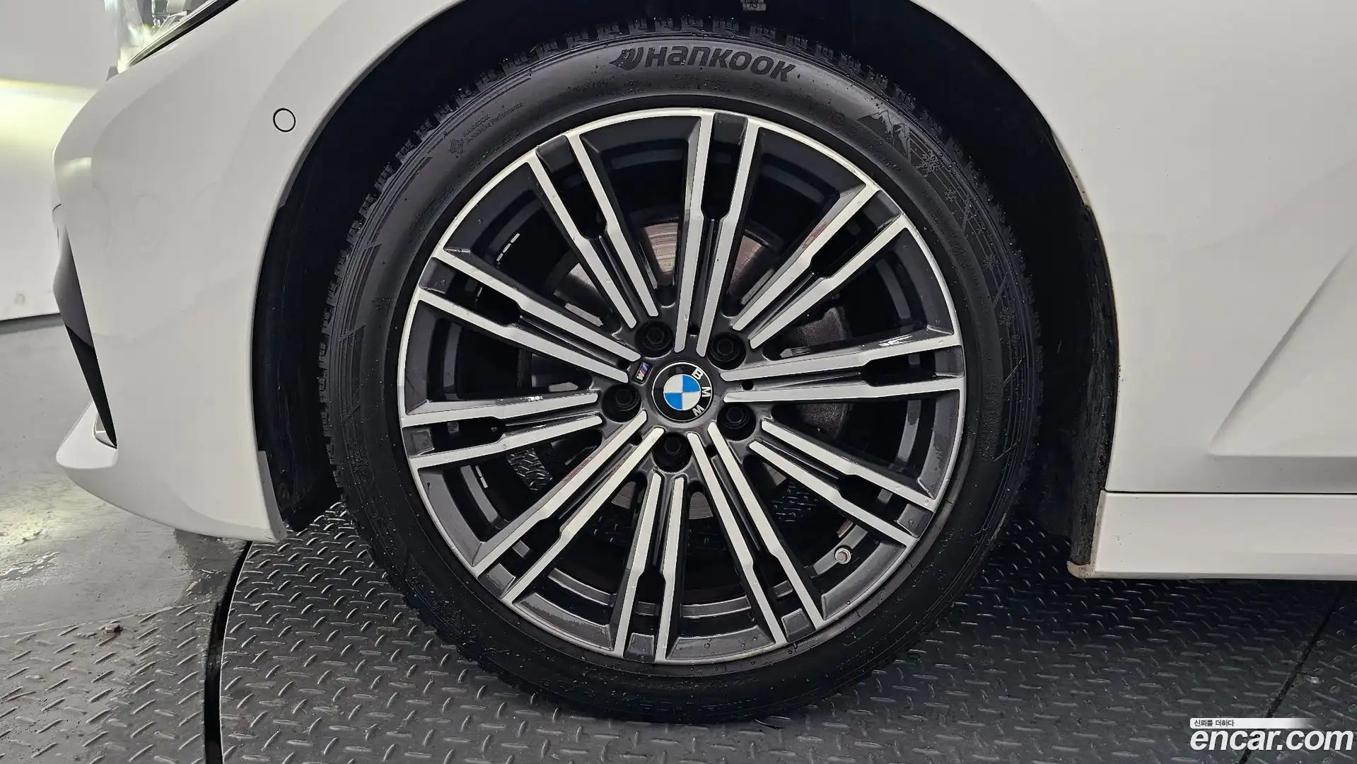 3-Series BMW 2021.0-OUTER-005