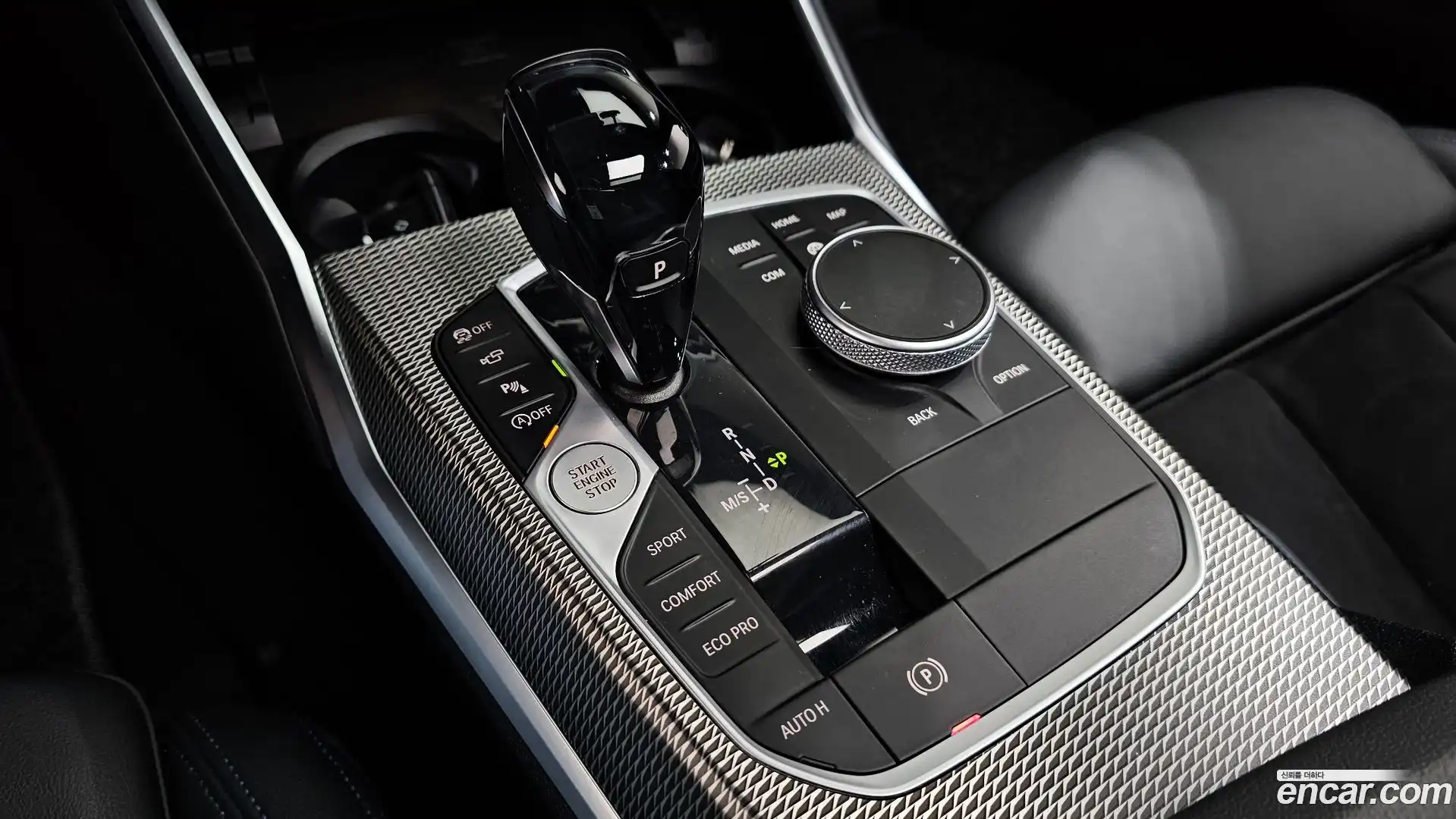 3-Series BMW 2021.0-INNER-009