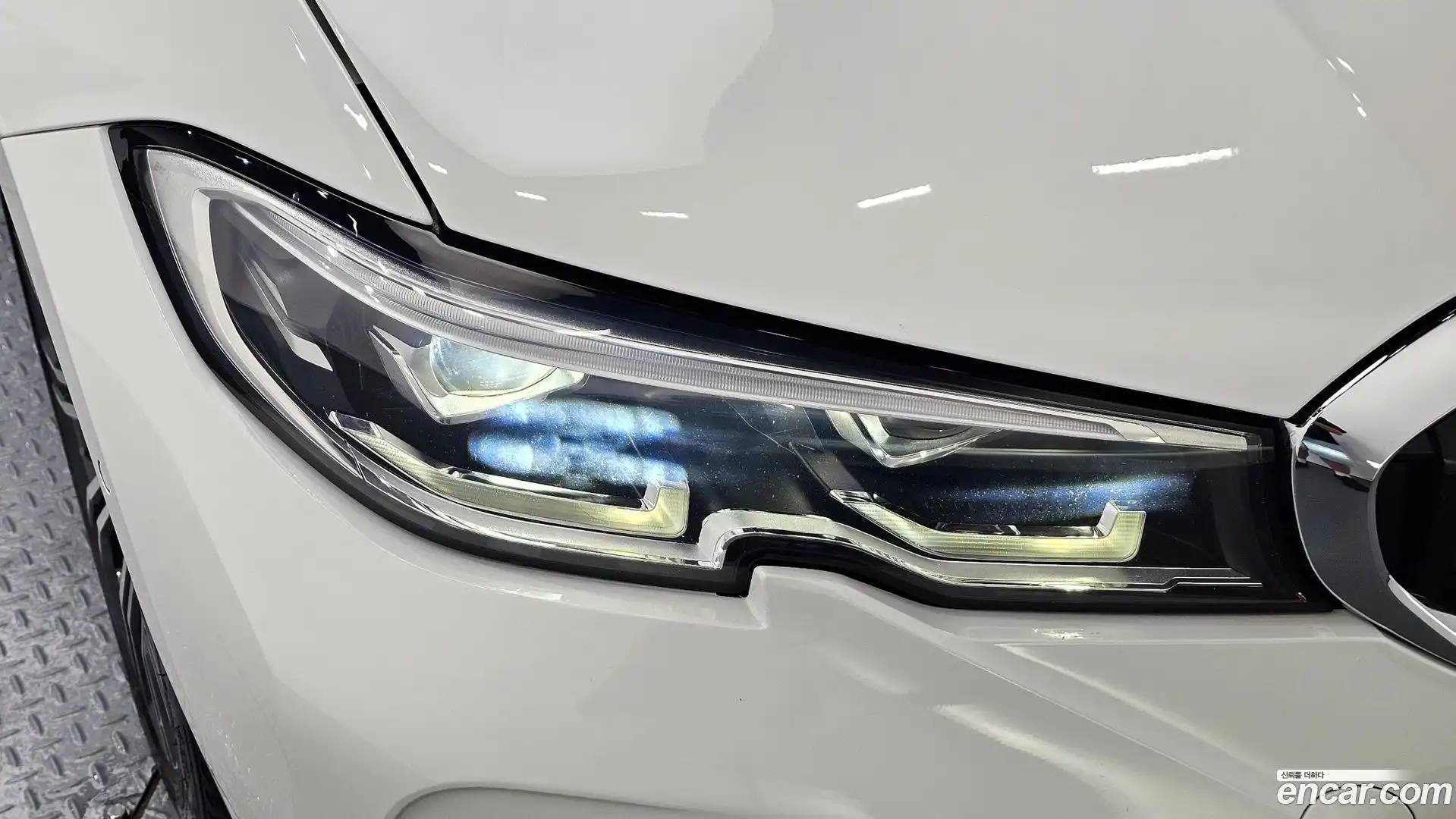 3-Series BMW 2021.0-OUTER-032