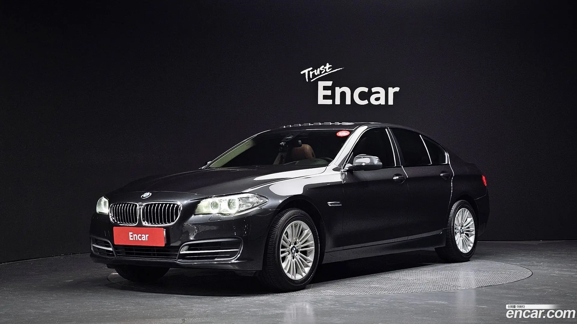 Main__Slider__Photo:5-Series BMW 2014.11-0