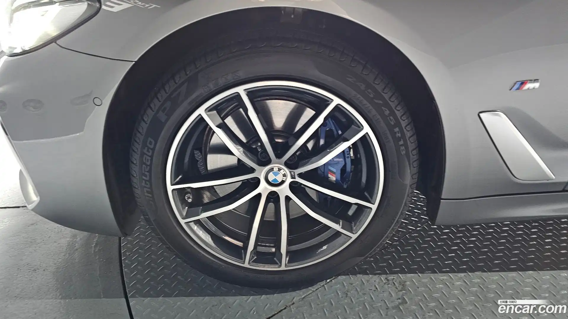 5-Series BMW 2023.6-OUTER-005