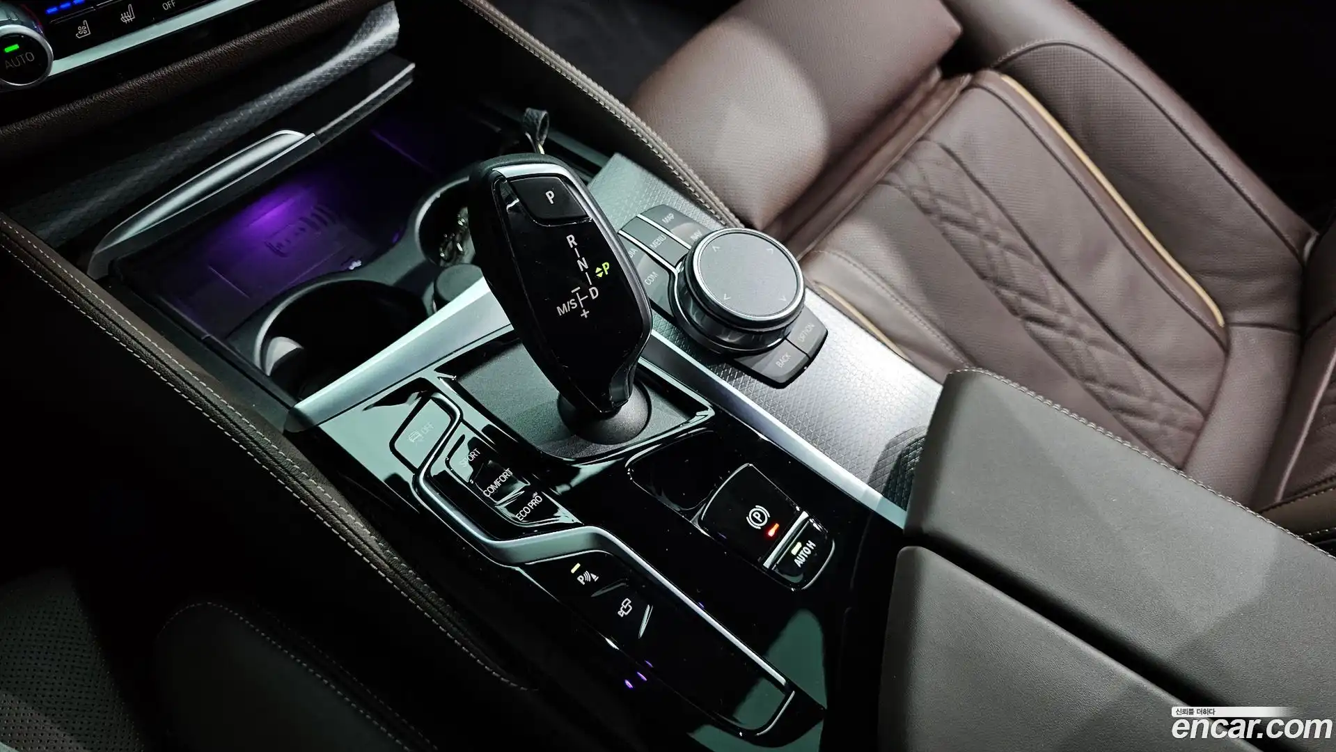 5-Series BMW 2023.6-INNER-009