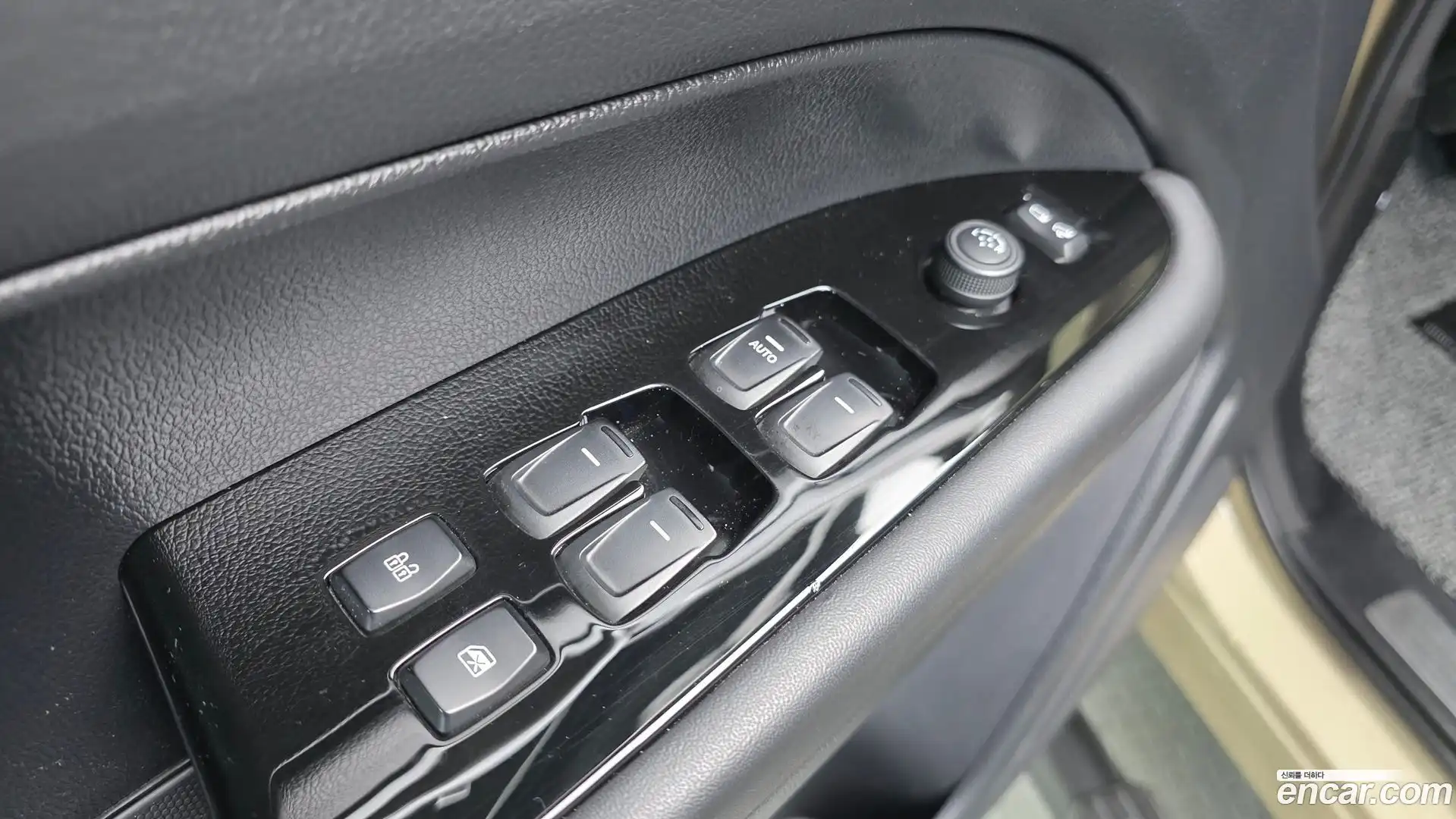 Rexton KG Mobility 2023.5-OPTION-016
