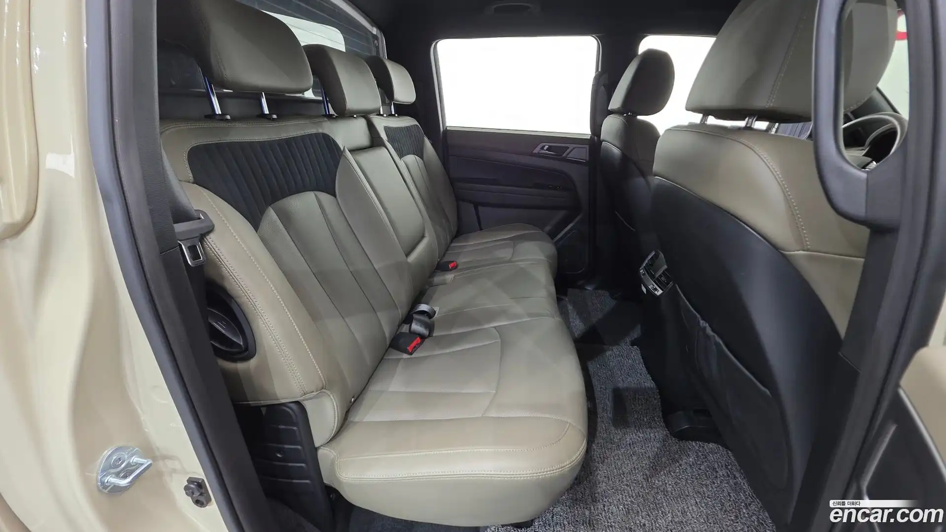 Rexton KG Mobility 2023.5-OPTION-042