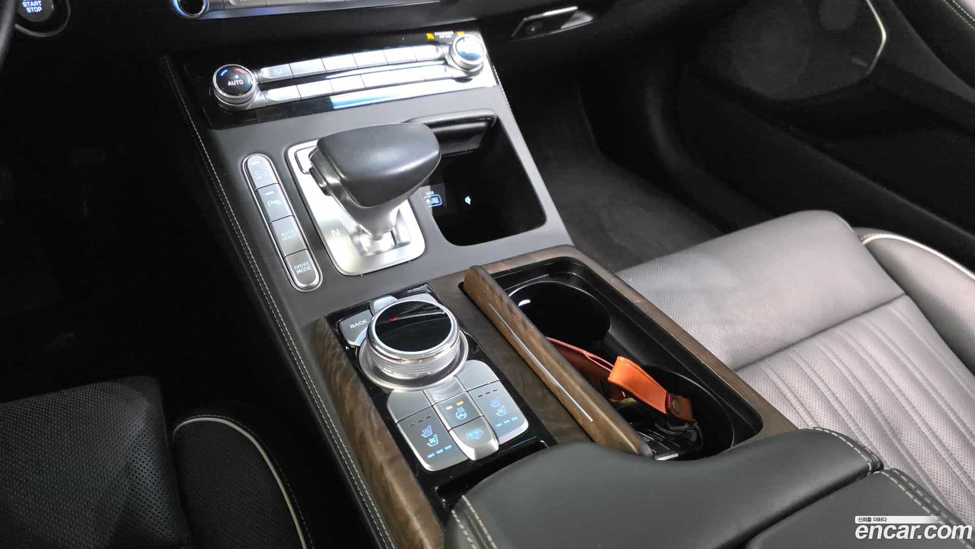 G90 Genesis 2020.6-INNER-009
