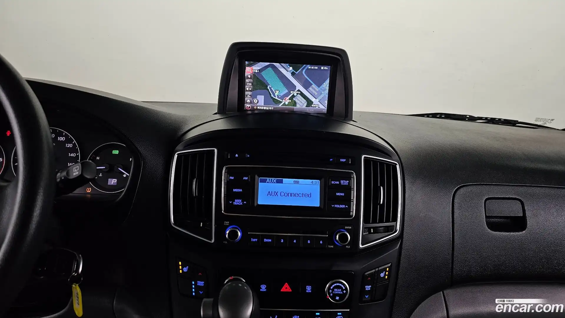 Starex Hyundai 2017.0-OPTION-016