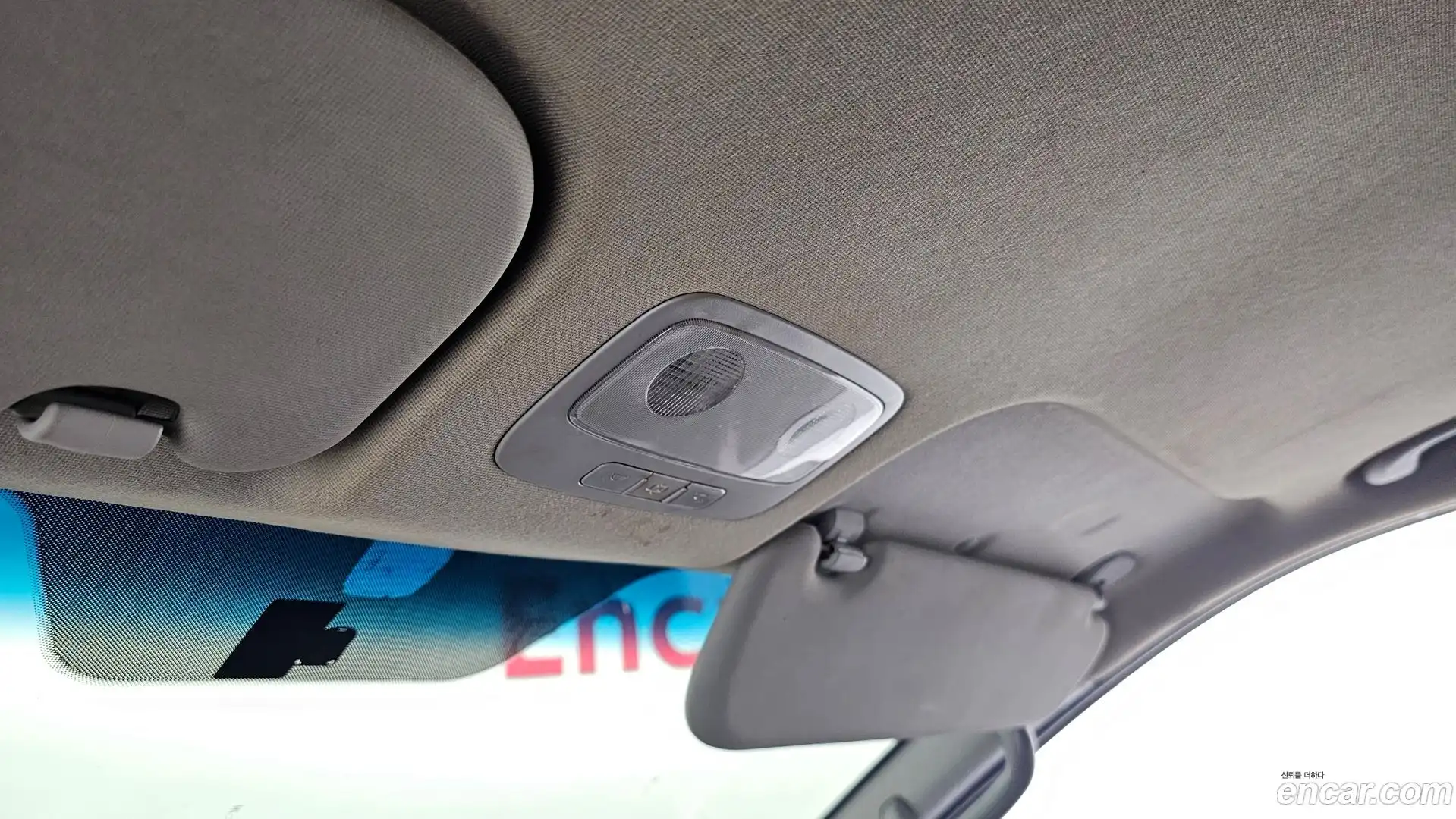 Starex Hyundai 2017.0-OPTION-040