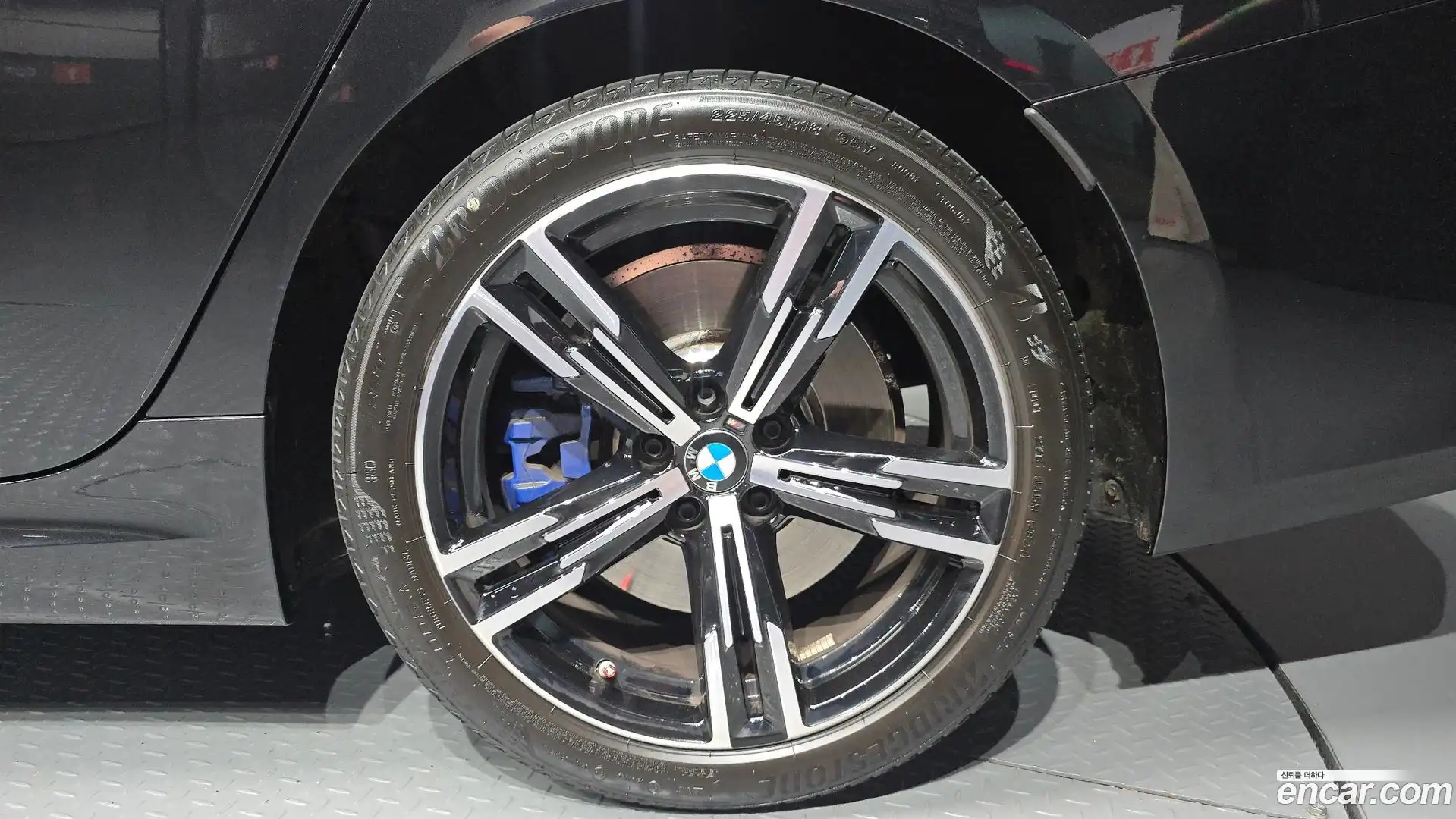 3-Series BMW 2025.1-OUTER-031