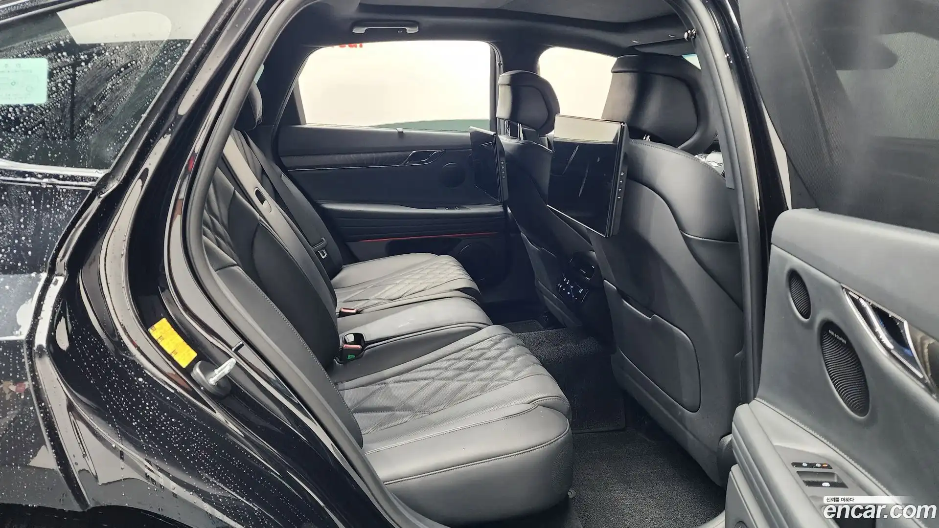 G80 Genesis 2025.3-INNER-036