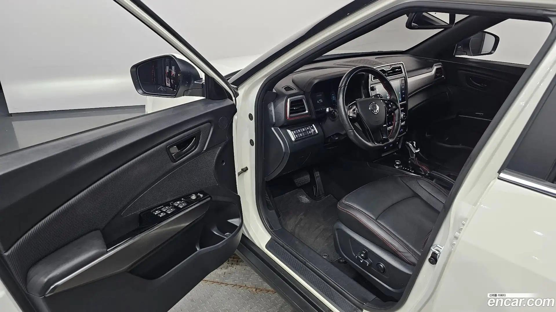 TIBOLI KG Mobility 2020.6-INNER-010
