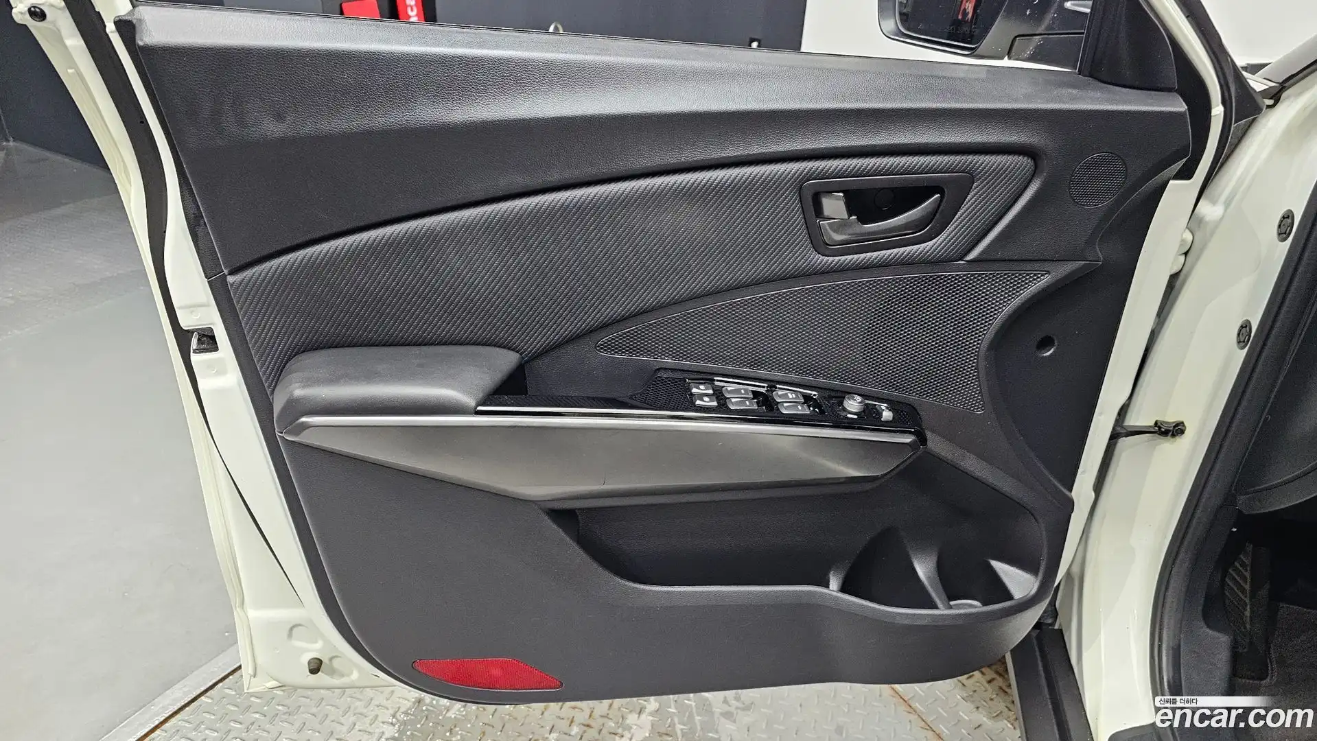 TIBOLI KG Mobility 2020.6-INNER-034