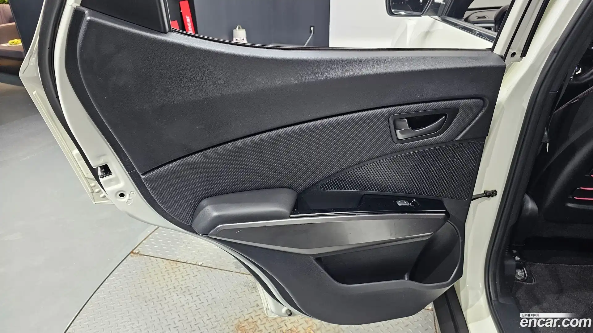 TIBOLI KG Mobility 2020.6-INNER-035