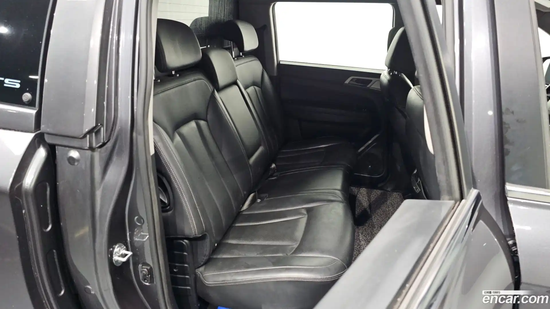 Rexton KG Mobility 2018.0-OPTION-015
