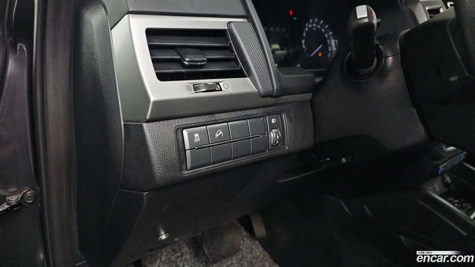 Rexton KG Mobility 2018.0-OPTION-021