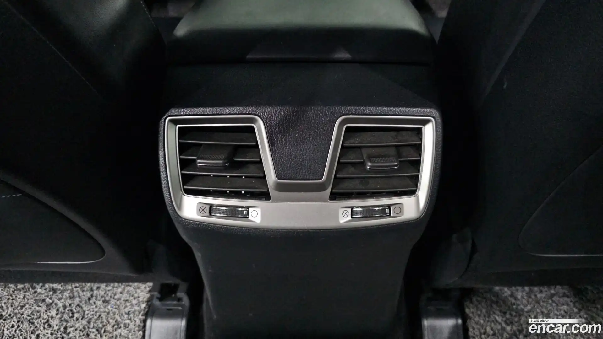 Rexton KG Mobility 2018.0-OPTION-024