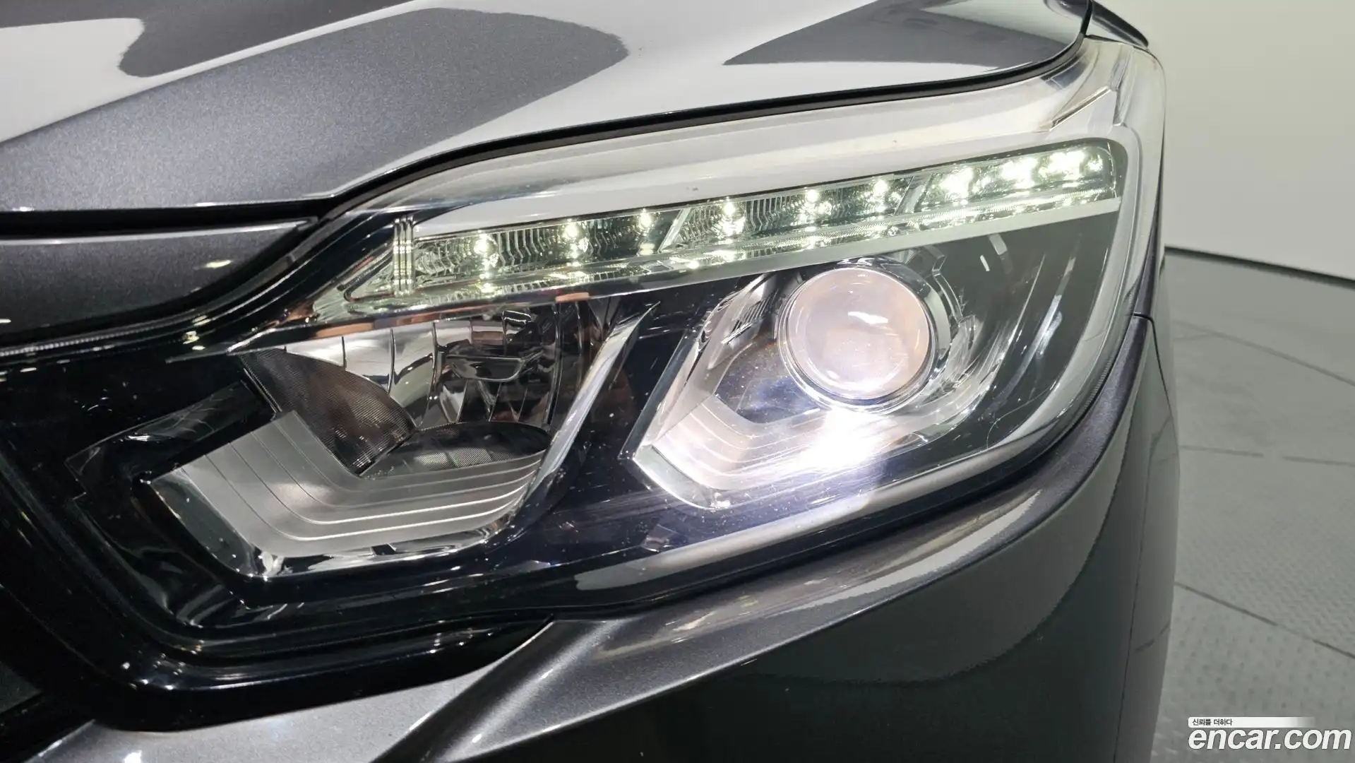 Rexton KG Mobility 2018.0-OUTER-032