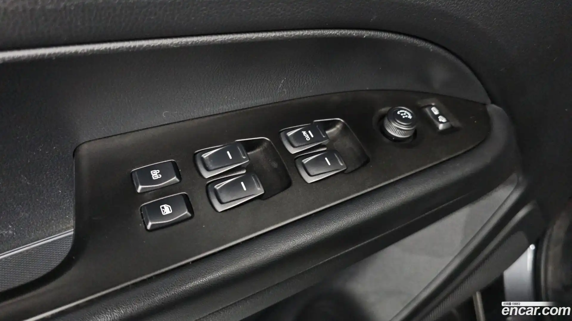 Rexton KG Mobility 2018.0-OPTION-041