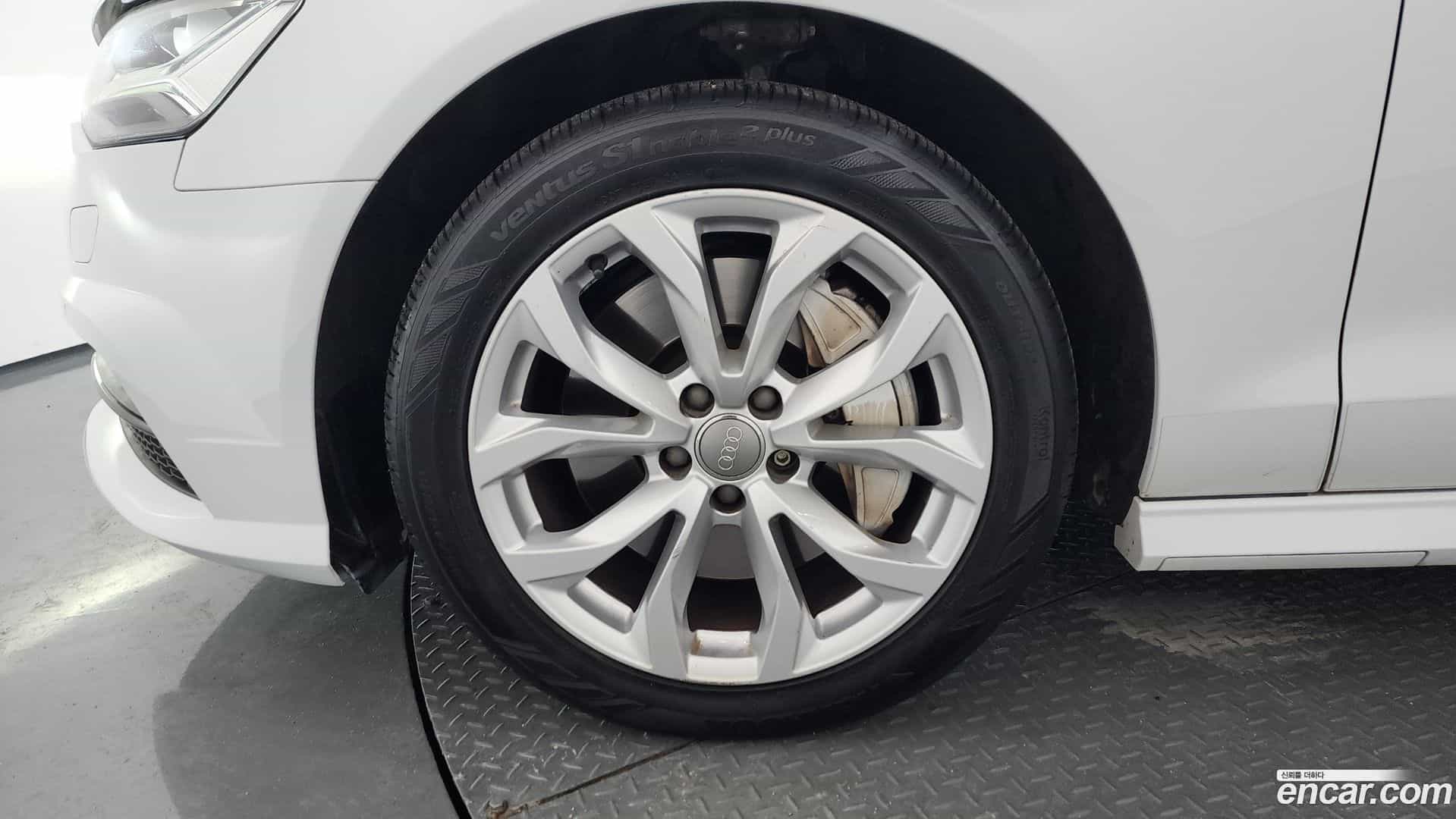 A6 Audi 2018.11-OUTER-005