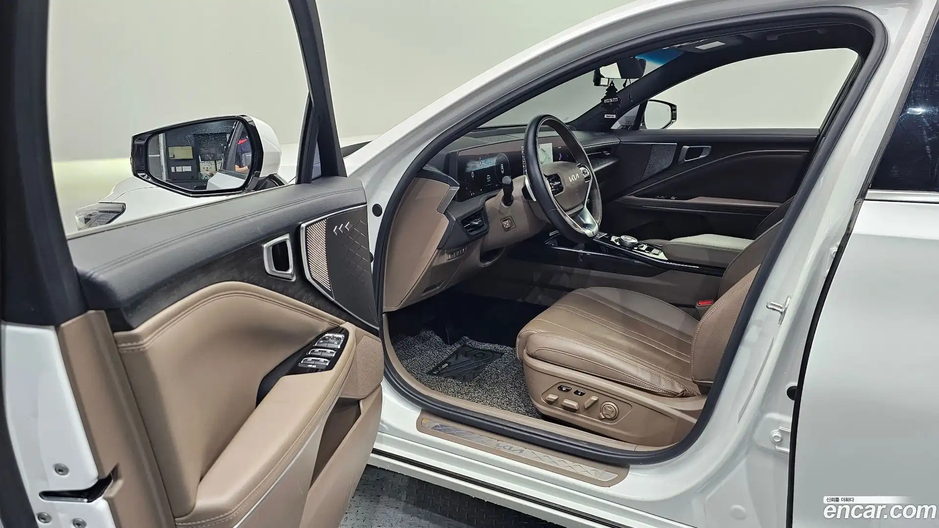 K8 Kia 2022.10-INNER-010