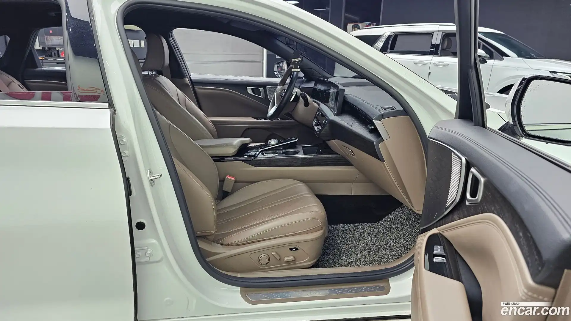 K8 Kia 2022.10-INNER-036