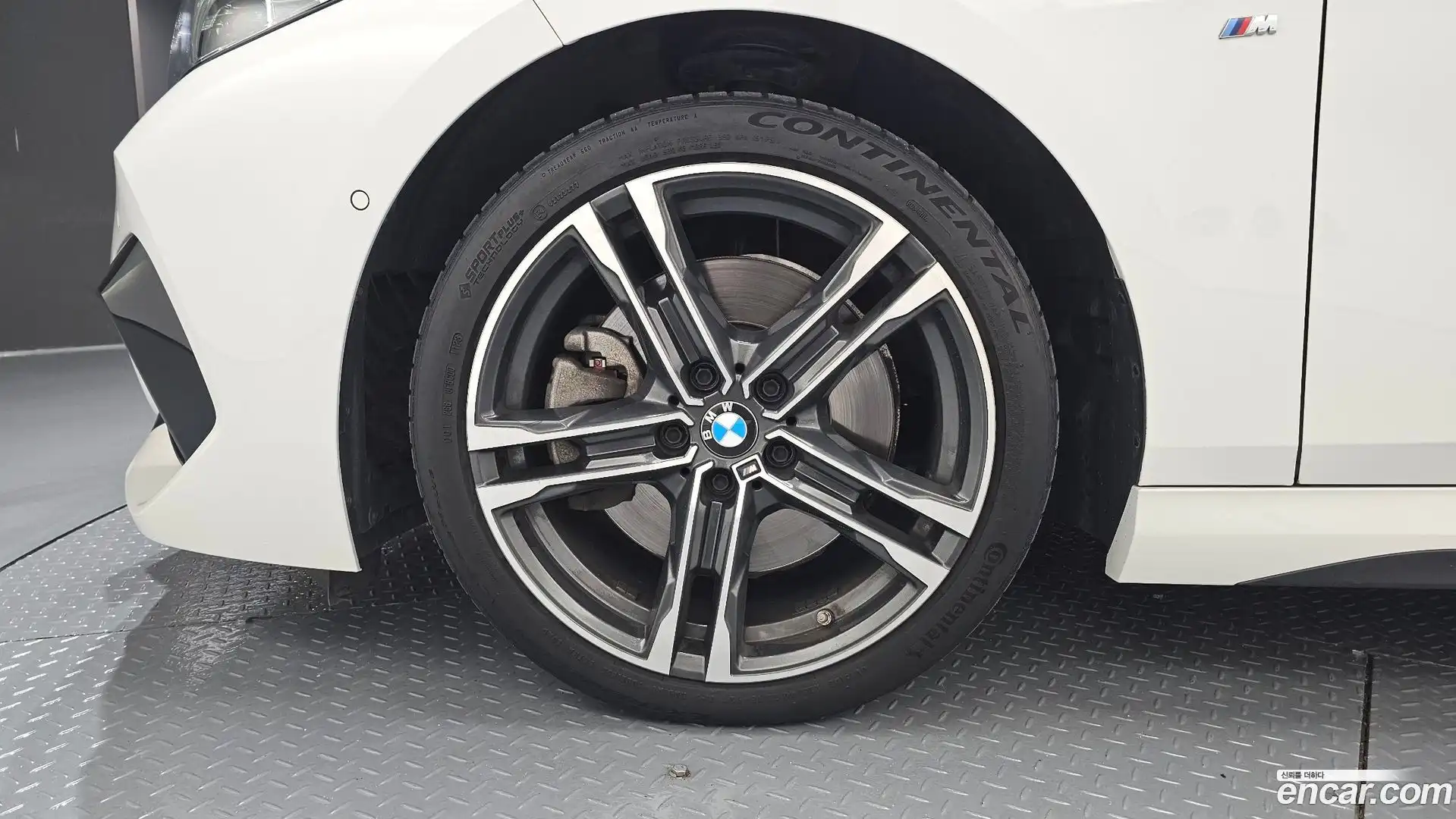 2-Series BMW 2023.5-OUTER-005